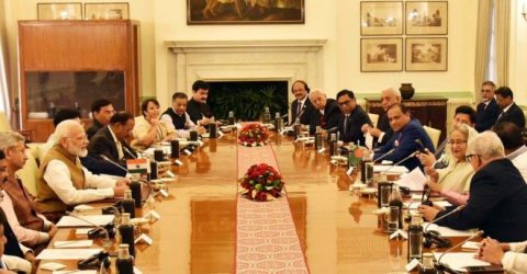 বাংলাদেশে জ্বালানি সঙ্কটের পরও ভারতে রপ্তানি হচ্ছে তরল গ্যাসে
