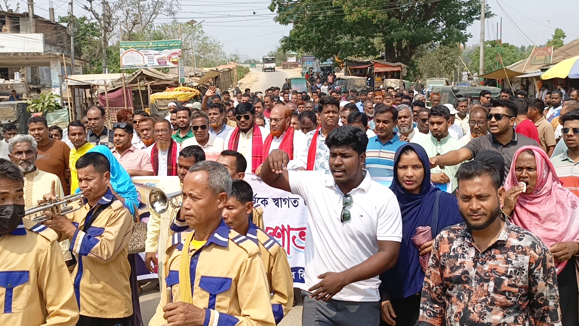 নববর্ষ উদযাপনে বাঘাইছড়িতে বিএনপির শোভাযাত্রা