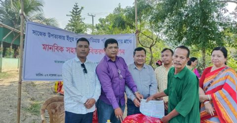 সাজেকে ইঁদুর বন্যায় ক্ষতিগ্রস্ত পরিবারের মাঝে মানবিক সহায়তা বিতরণ